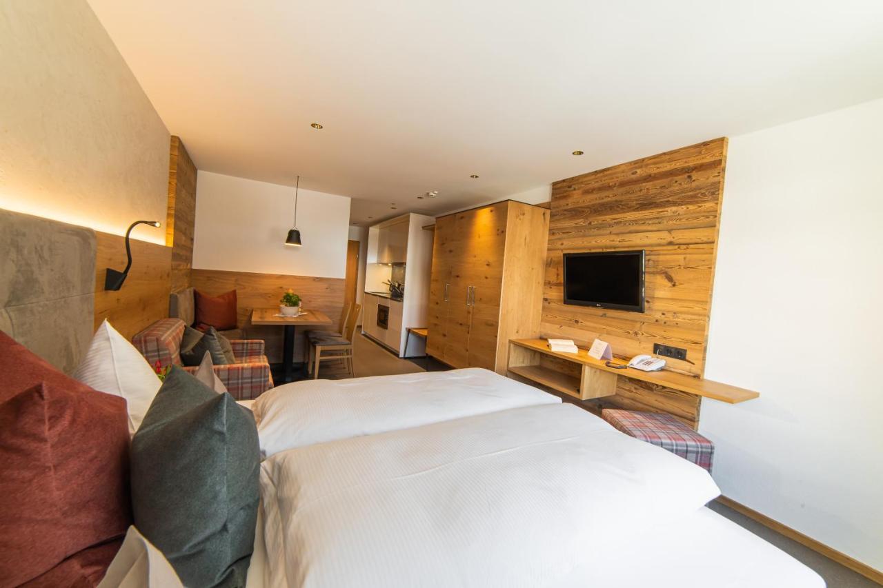 Aparthotel Hochland Gmbh Nauders Eksteriør billede