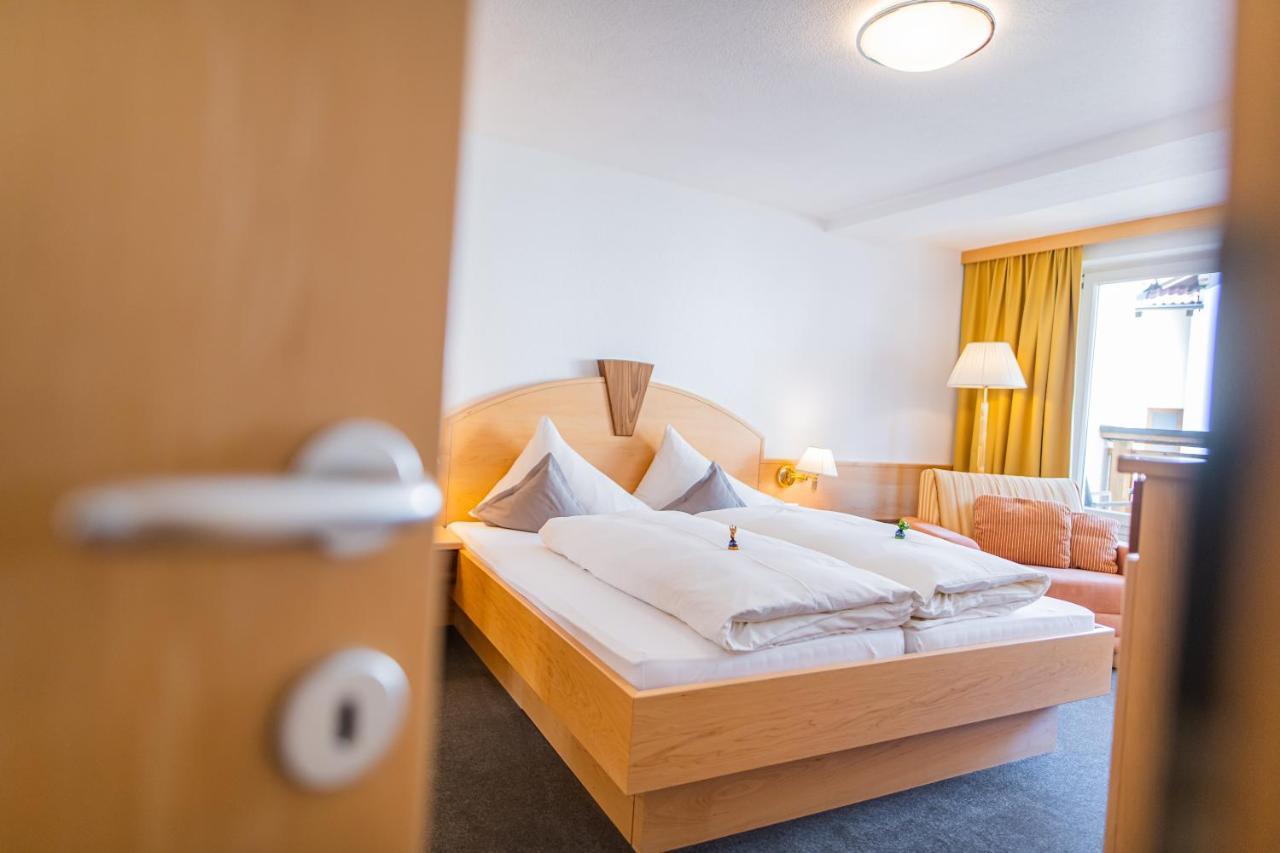 Aparthotel Hochland Gmbh Nauders Eksteriør billede