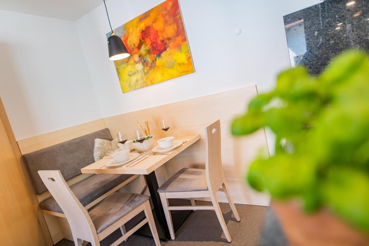 Aparthotel Hochland Gmbh Nauders Eksteriør billede